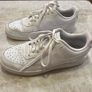Nike Court Vision Low woman’s size 10